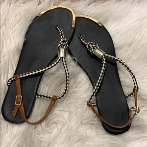 Boutique t strap sandal